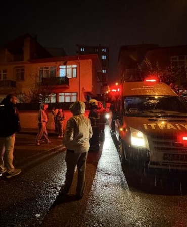 Samsun'da Yangında Bebek ve Anne Hastaneye Kaldırıldı