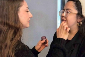 Soğan kabuğu ruj oldu: Çöpe gidecekken dudaklara sürüldü