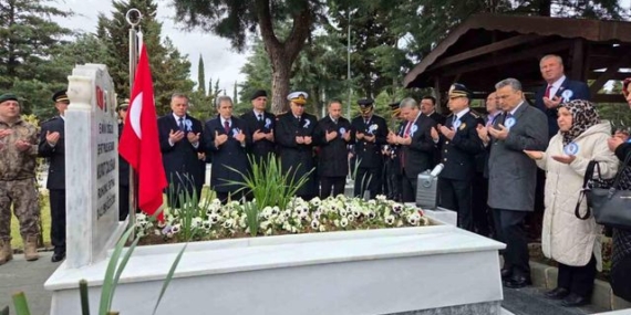 Türk Polis Teşkilatı 181 yaşında: Şehitler dualarla anıldı