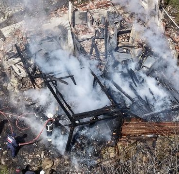 Yangında 1 Kişi Hayatını Kaybetti