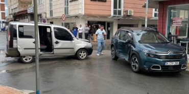 Bafra'da Trafik Kazası: 7 Yaralı