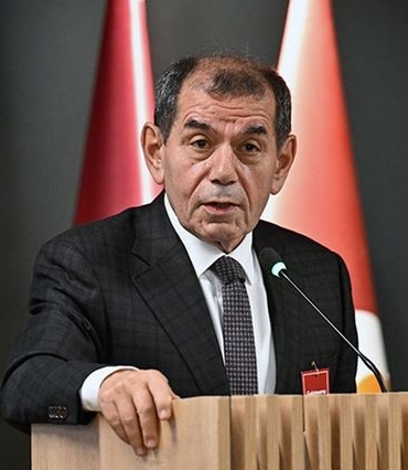 Galatasaray'da Dursun Özbek'ten takıma servet değerinde prim