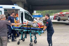 Tekkeköy'de Trafik Kazası: 2 Yaralı