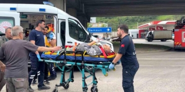 Tekkeköy'de Trafik Kazası: 2 Yaralı