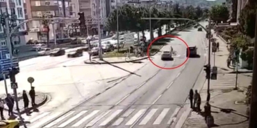 12 yaşındaki çocuğun hayatını kaybettiği feci kaza kamerada: Gözyaşlarıyla uğurlandı