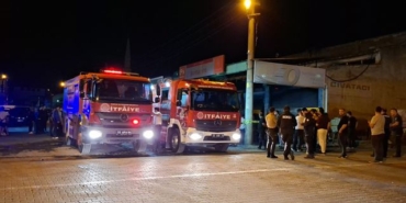 Bafra'da Oto Yıkamacıda Yangın - Son Dakika