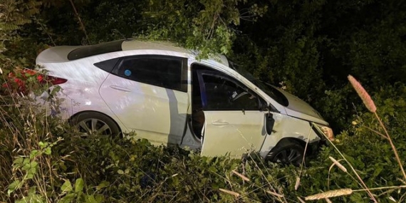 Bafra'da Otomobil Hendeğe Devrildi, İki Yaralı