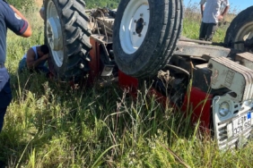 Bafra'da Traktör Devrildi, Çiftçi Hayatını Kaybetti