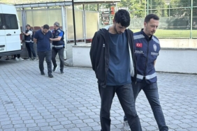 Başkanın adını kullanarak dolandırdılar: 3 tutuklama