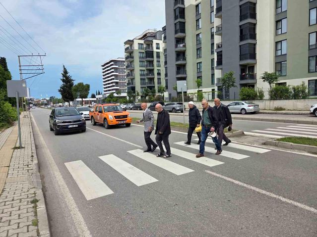 Canik'te Yaya Geçidi Tehlikesi - Son Dakika