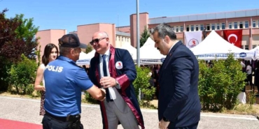 Eğitimin yaşı yok: 56 yaşında diploma aldı