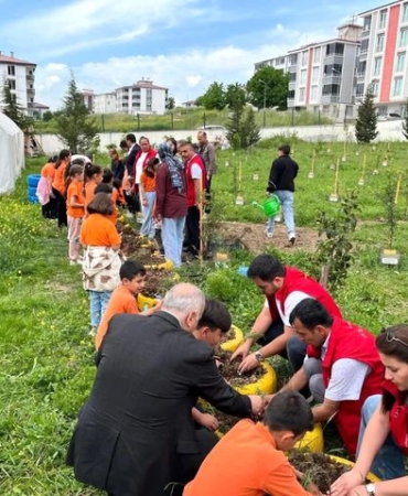 Öğrenciler Lavanta Bahçesi Oluşturdu - Son Dakika