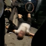 Otomobil Park Halindeki Araçlara Çarptı: 3 Yaralı