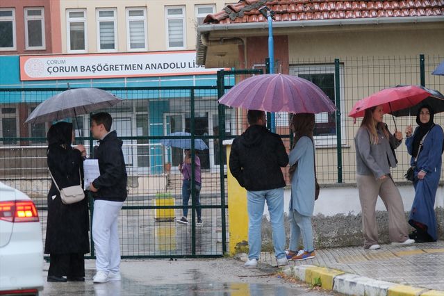 Samsun ve Çorum'da LGS Sınavı Yapıldı