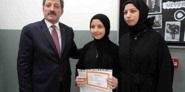 Samsun'da 253 Bin Öğrenci Karnelerini Aldı