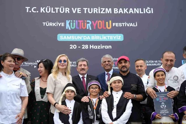 Samsun'da Kültür Yolu Festivali Başladı