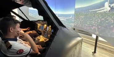 Samsun'da Uçak Simülatörü Kuruldu - Son Dakika