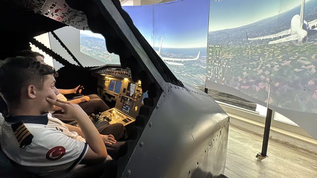 Samsun'da Uçak Simülatörü Kuruldu - Son Dakika