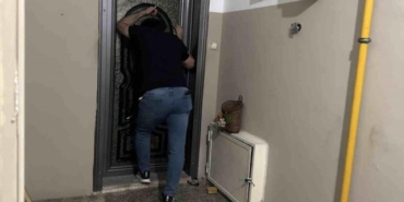 Samsun'da Yangın Çıkan Evde Genç Kendini Kilitledi