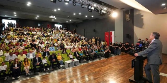 Vezirköprü İlkokulu Zeka Oyunları'nda Türkiye Birincisi