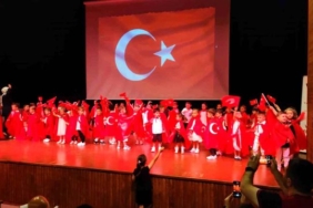 Vezirköprü'de miniklere belge töreni - Son Dakika