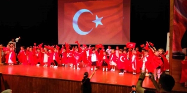 Vezirköprü'de miniklere belge töreni - Son Dakika