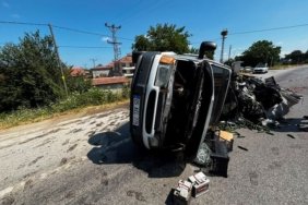 Alaçam'da Kamyonet Devrildi: 1 Yaralı