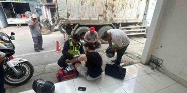 Altyapı Çalışmasında Motosiklet Kazası - Son Dakika