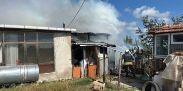 Bafra'da Müstakil Evde Yangın - Son Dakika