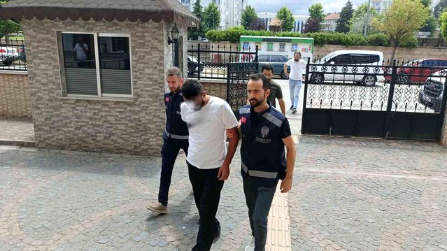 Bafra'da Uyuşturucu Operasyonu: İki Gözaltı