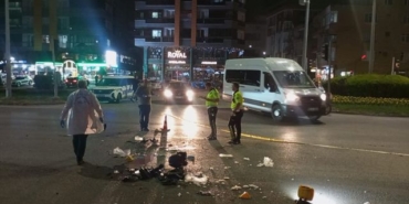 Kamyonet-Motosiklet Çarpışması: 5 Yaralı
