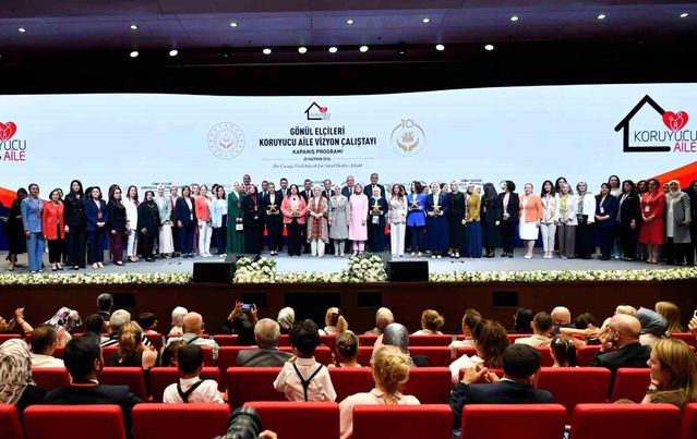 Samsun'a koruyucu aile hizmet ödülü
