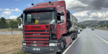 Samsun'da Dolmuşa Tır Çarptı - Son Dakika