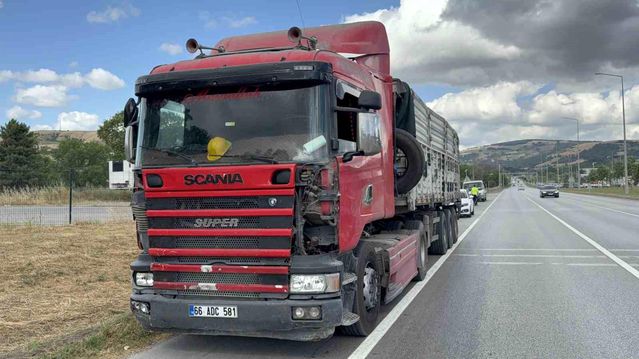 Samsun'da Dolmuşa Tır Çarptı - Son Dakika