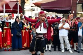 Samsun'da Halk Oyunları Şenliği Başladı