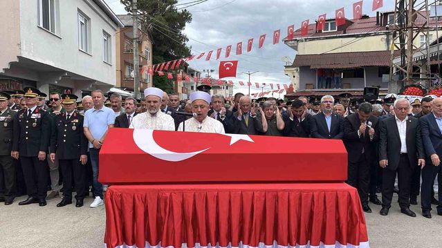 Şehit Jandarma Çavuş Mehmet Demirbaş Samsun'da Son Yolculuğuna Uğurlandı