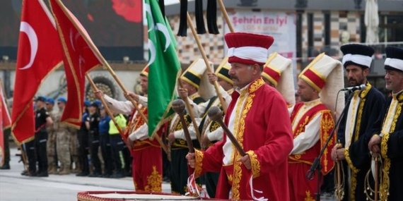 30 Ağustos Zafer Bayramı 7 Kentte Törenlerle Kutlandı