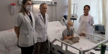 7 Yaşındaki Harun'un Kanser Tedavisi Başarıyla Tamamlandı