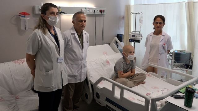 7 Yaşındaki Harun'un Kanser Tedavisi Başarıyla Tamamlandı