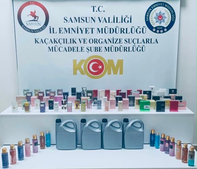 Samsun'da Kaçak Parfüm ve Alkol Ele Geçirildi