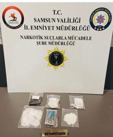 Samsun'da Uyuşturucu Operasyonu: 16 Bin Ecza Ele Geçirildi