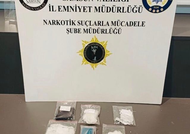 Samsun'da Uyuşturucu Operasyonu: 16 Bin Ecza Ele Geçirildi