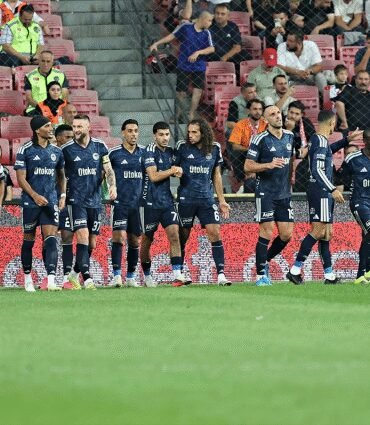 Samsunspor-Fenerbahçe maçı için televizyonu açanlar gözlerine inanamadı