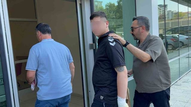 Tokat Nedeniyle Bıçaklı Kavga: 2 Yaralı, 1 Gözaltı