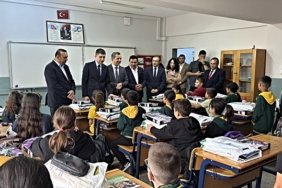 Alaçam'da 65 mahalledeki 16 okulda 1775 öğrenciye kırtasiye yardımı ulaştı
