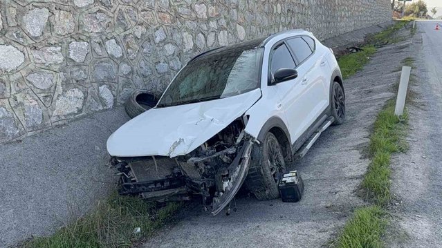 Mersin'den kayıt için gelen ailenin aracı Samsun'da kanala girdi, 5 kişi yaralandı