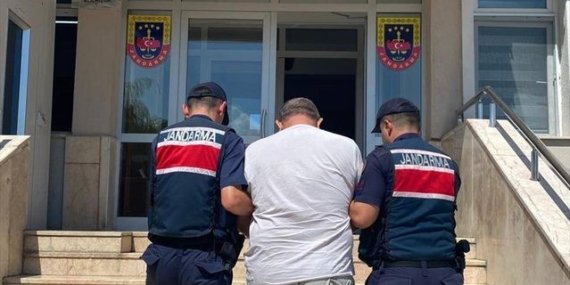 Samsun Alaçam'da kasten öldürmeden aranan hükümlü yakalanıp cezaevine teslim edildi