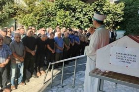 Samsun Bafra'da emekli mahalle bekçisi Bayram Çelenk toprağa verildi