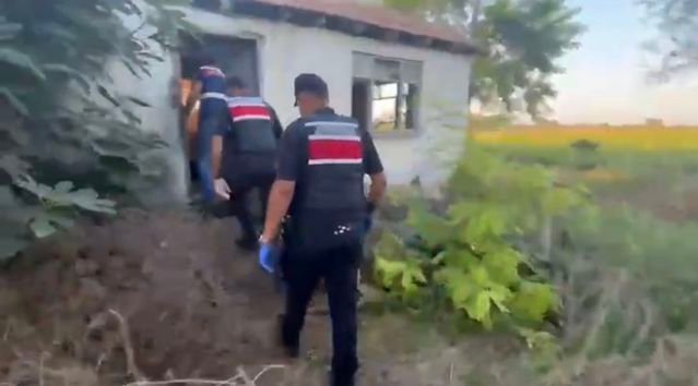 Samsun Bafra'da jandarmadan 63 kilogram esrar operasyonu