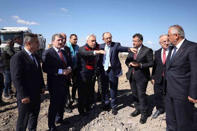 Samsun Bafra'da sahil erozyonuna karşı 1 milyar TL'lik projede çalışmalar başladı